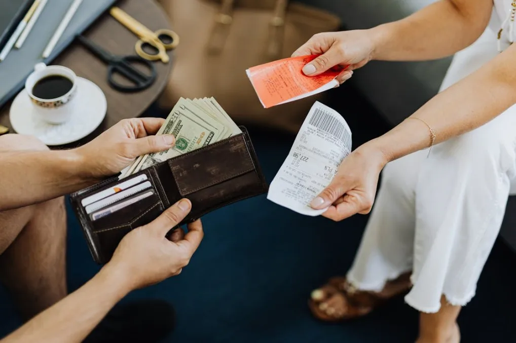 Worker receiving cash payment and receipt as evidence needed to win a wage claim in California
